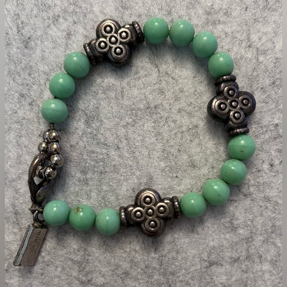 Metal Pointus Paris Bracelet - Picture 3 of 3